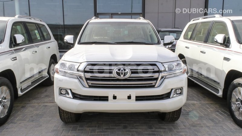 Big with watermark toyota land cruiser cabo delgado import dubai 7478