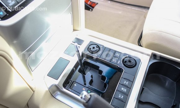 Tenga Imported Toyota Land Cruiser Chena Mota in Import - Dubai in Cabo Delgado Tenga Imported Toyota Land Cruiser Chena Mota in Import - Dubai in Cabo Delgado