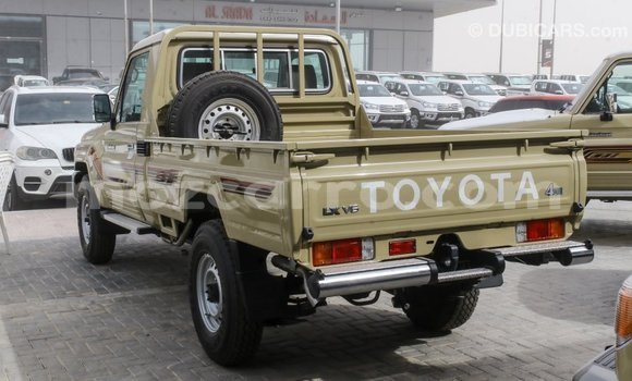 Buy Import Toyota Land Cruiser Beige Car in Import - Dubai in Cabo Delgado Buy Import Toyota Land Cruiser Beige Car in Import - Dubai in Cabo Delgado