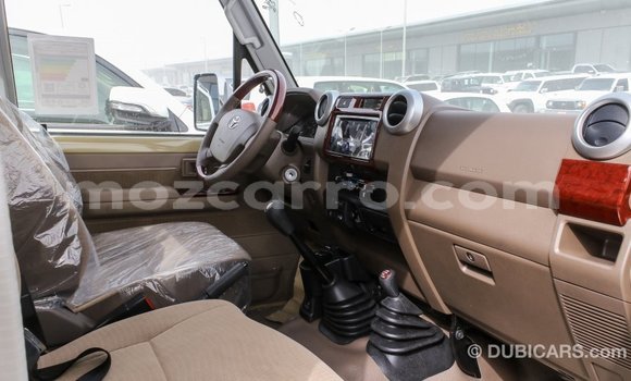 Buy Import Toyota Land Cruiser Beige Car in Import - Dubai in Cabo Delgado Buy Import Toyota Land Cruiser Beige Car in Import - Dubai in Cabo Delgado