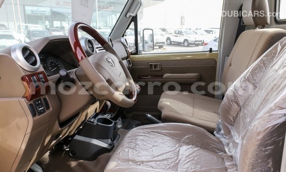 Buy Import Toyota Land Cruiser Beige Car in Import - Dubai in Cabo Delgado Buy Import Toyota Land Cruiser Beige Car in Import - Dubai in Cabo Delgado
