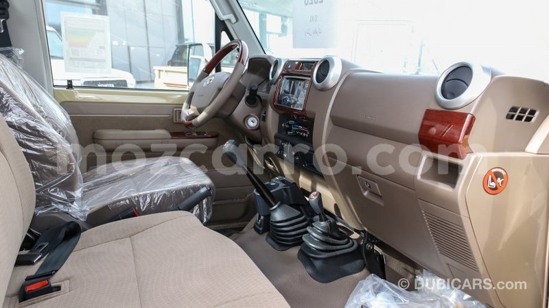 Big with watermark toyota land cruiser cabo delgado import dubai 7481