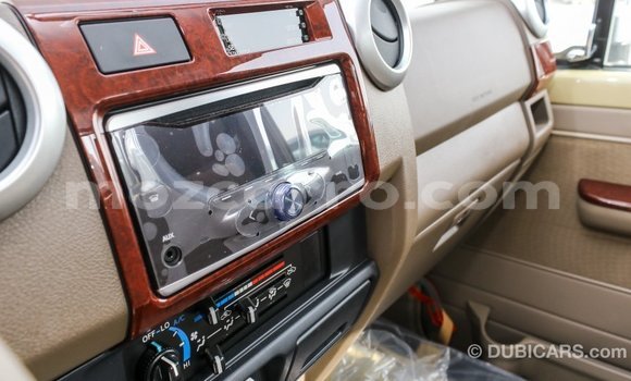 Buy Import Toyota Land Cruiser Beige Car in Import - Dubai in Cabo Delgado Buy Import Toyota Land Cruiser Beige Car in Import - Dubai in Cabo Delgado