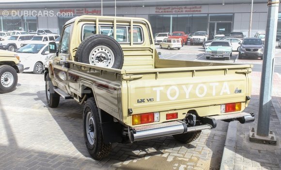 Buy Import Toyota Land Cruiser Beige Car in Import - Dubai in Cabo Delgado Buy Import Toyota Land Cruiser Beige Car in Import - Dubai in Cabo Delgado
