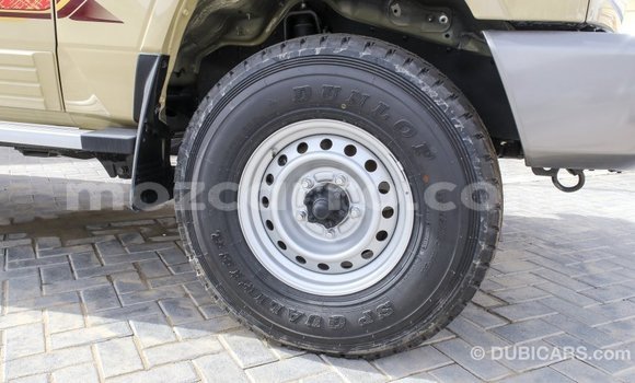 Buy Import Toyota Land Cruiser Beige Car in Import - Dubai in Cabo Delgado Buy Import Toyota Land Cruiser Beige Car in Import - Dubai in Cabo Delgado