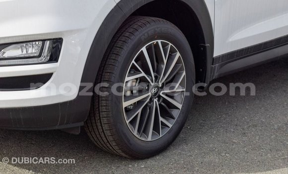 Comprar Importar Hyundai Tucson Branco Carro em Import - Dubai em Cabo Delgado Comprar Importar Hyundai Tucson Branco Carro em Import - Dubai em Cabo Delgado