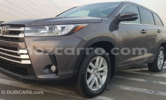 Nunua Imported Toyota Highlander Nyingine Gari ndani ya Import - Dubai nchini Cabo Delgado Nunua Imported Toyota Highlander Nyingine Gari ndani ya Import - Dubai nchini Cabo Delgado