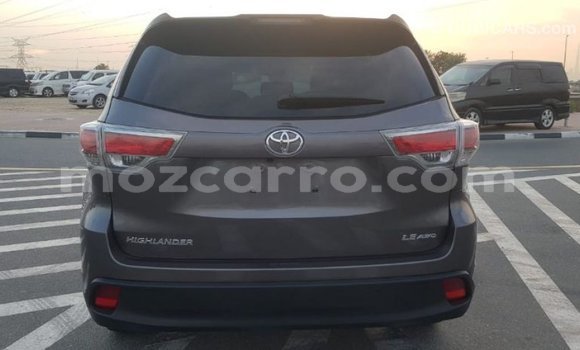 Nunua Imported Toyota Highlander Nyingine Gari ndani ya Import - Dubai nchini Cabo Delgado Nunua Imported Toyota Highlander Nyingine Gari ndani ya Import - Dubai nchini Cabo Delgado