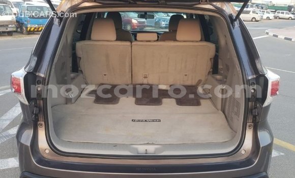 Nunua Imported Toyota Highlander Nyingine Gari ndani ya Import - Dubai nchini Cabo Delgado Nunua Imported Toyota Highlander Nyingine Gari ndani ya Import - Dubai nchini Cabo Delgado