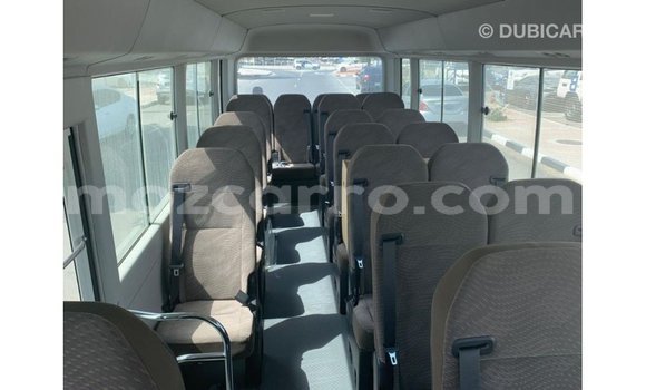Tenga Imported Toyota Coaster Chena Mota in Import - Dubai in Cabo Delgado Tenga Imported Toyota Coaster Chena Mota in Import - Dubai in Cabo Delgado