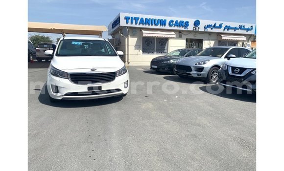 Comprar Importar Kia Carnival Branco Carro em Import - Dubai em Cabo Delgado Comprar Importar Kia Carnival Branco Carro em Import - Dubai em Cabo Delgado