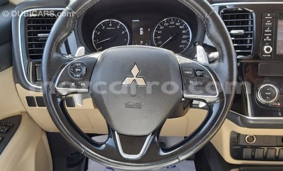 Comprar Importar Mitsubishi Outlander Branco Carro em Import - Dubai em Cabo Delgado Comprar Importar Mitsubishi Outlander Branco Carro em Import - Dubai em Cabo Delgado