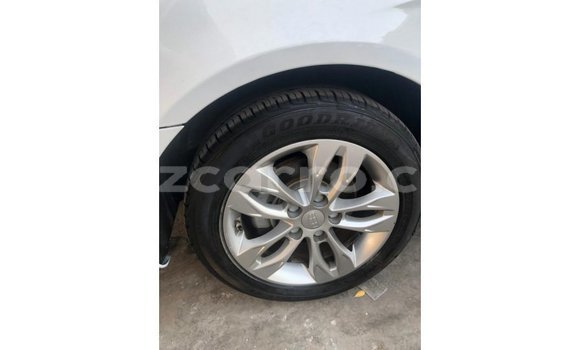 Comprar Importar Geely Emgrand 7 Branco Carro em Import - Dubai em Cabo Delgado Comprar Importar Geely Emgrand 7 Branco Carro em Import - Dubai em Cabo Delgado