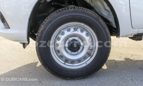 Tenga Imported Toyota Hilux Chena Mota in Import - Dubai in Cabo Delgado Tenga Imported Toyota Hilux Chena Mota in Import - Dubai in Cabo Delgado