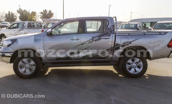 Tenga Imported Toyota Hilux Zvimwe Mota in Import - Dubai in Cabo Delgado Tenga Imported Toyota Hilux Zvimwe Mota in Import - Dubai in Cabo Delgado