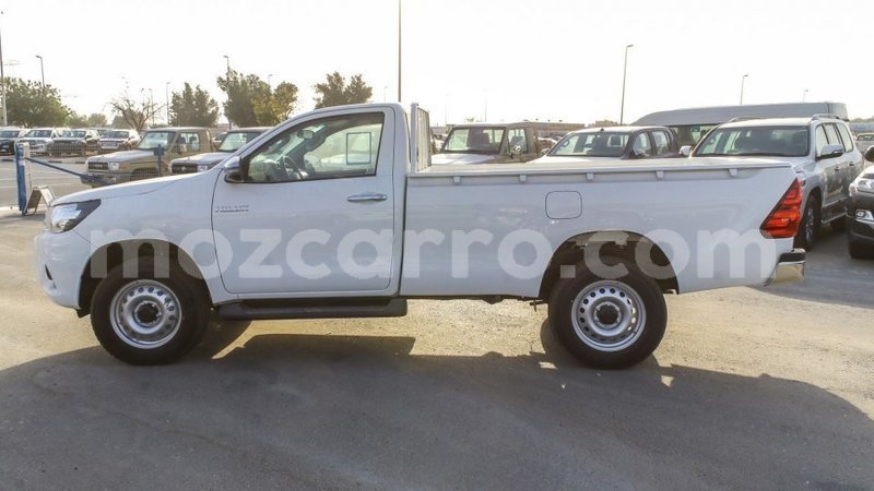 Big with watermark toyota hilux cabo delgado import dubai 7532