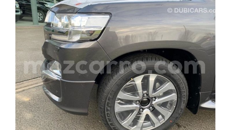 Big with watermark toyota land cruiser cabo delgado import dubai 7561