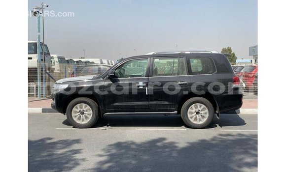 Comprar Importar Toyota Land Cruiser Preto Carro em Import - Dubai em Cabo Delgado Comprar Importar Toyota Land Cruiser Preto Carro em Import - Dubai em Cabo Delgado