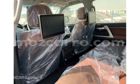 Comprar Importar Toyota Land Cruiser Preto Carro em Import - Dubai em Cabo Delgado Comprar Importar Toyota Land Cruiser Preto Carro em Import - Dubai em Cabo Delgado