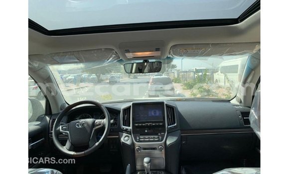 Comprar Importar Toyota Land Cruiser Preto Carro em Import - Dubai em Cabo Delgado Comprar Importar Toyota Land Cruiser Preto Carro em Import - Dubai em Cabo Delgado