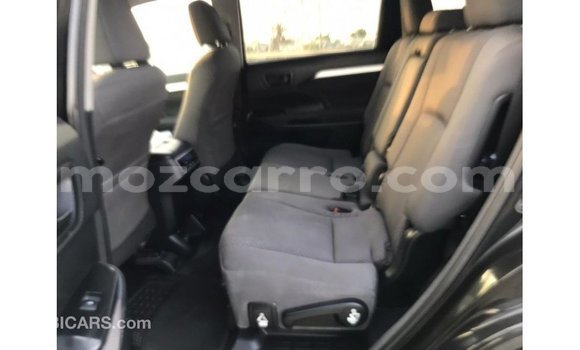 Tenga Imported Toyota Highlander Nhema Mota in Import - Dubai in Cabo Delgado Tenga Imported Toyota Highlander Nhema Mota in Import - Dubai in Cabo Delgado