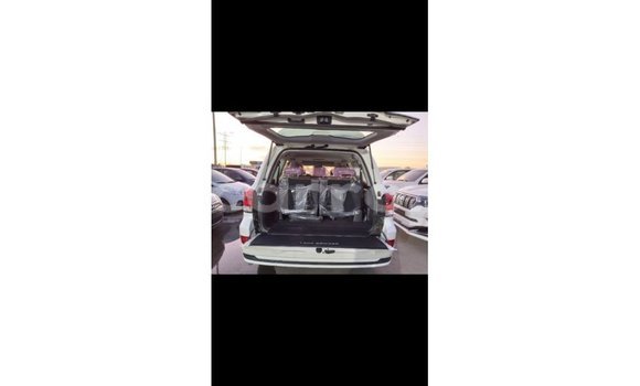Buy Import Toyota Land Cruiser White Car in Import - Dubai in Cabo Delgado Buy Import Toyota Land Cruiser White Car in Import - Dubai in Cabo Delgado