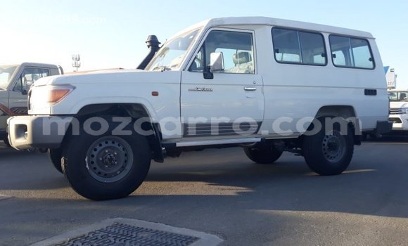 Tenga Imported Toyota Land Cruiser Chena Mota in Import - Dubai in Cabo Delgado Tenga Imported Toyota Land Cruiser Chena Mota in Import - Dubai in Cabo Delgado