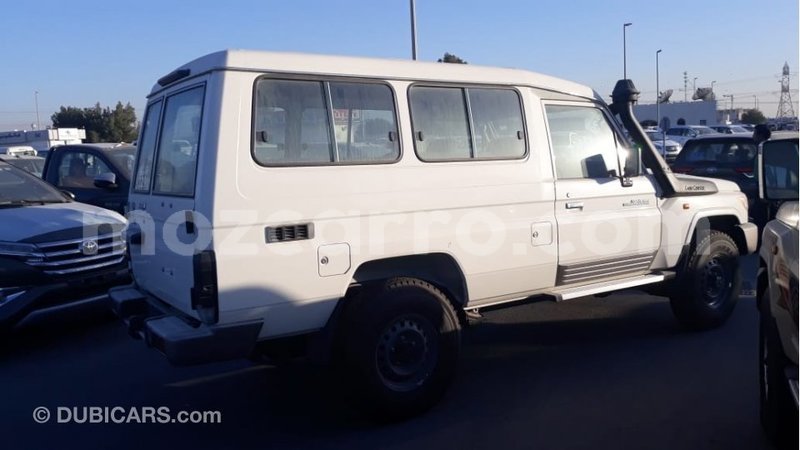 Big with watermark toyota land cruiser cabo delgado import dubai 7593