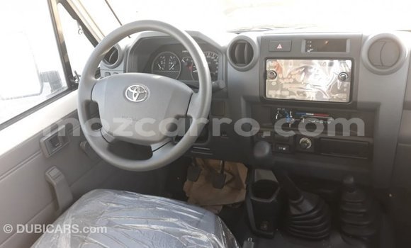 Tenga Imported Toyota Land Cruiser Chena Mota in Import - Dubai in Cabo Delgado Tenga Imported Toyota Land Cruiser Chena Mota in Import - Dubai in Cabo Delgado