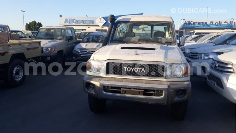 Big with watermark toyota land cruiser cabo delgado import dubai 7593