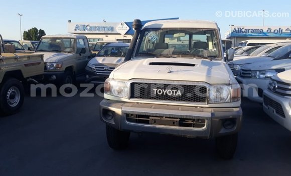 Tenga Imported Toyota Land Cruiser Chena Mota in Import - Dubai in Cabo Delgado Tenga Imported Toyota Land Cruiser Chena Mota in Import - Dubai in Cabo Delgado