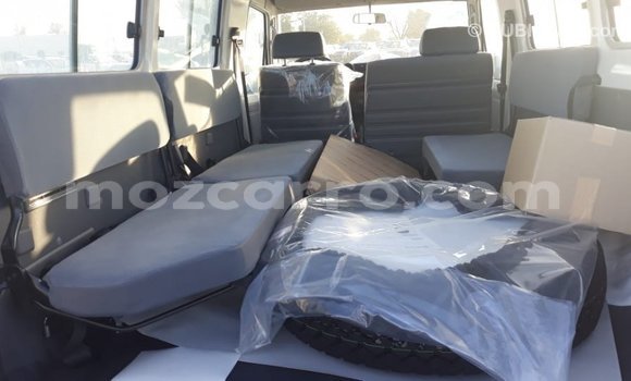 Tenga Imported Toyota Land Cruiser Chena Mota in Import - Dubai in Cabo Delgado Tenga Imported Toyota Land Cruiser Chena Mota in Import - Dubai in Cabo Delgado