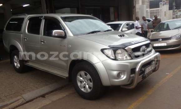 Buy Used Toyota Hilux Silver Car in Maputo in Maputo Buy Used Toyota Hilux Silver Car in Maputo in Maputo