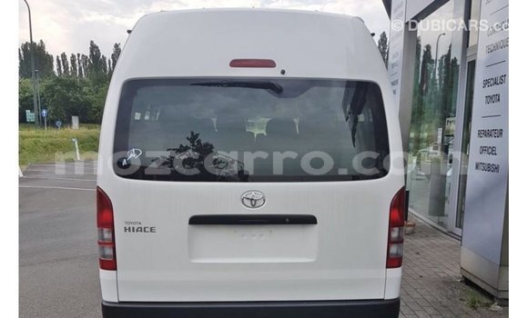 Comprar Importar Toyota Hiace Branco Carro em Import - Dubai em Cabo Delgado Comprar Importar Toyota Hiace Branco Carro em Import - Dubai em Cabo Delgado