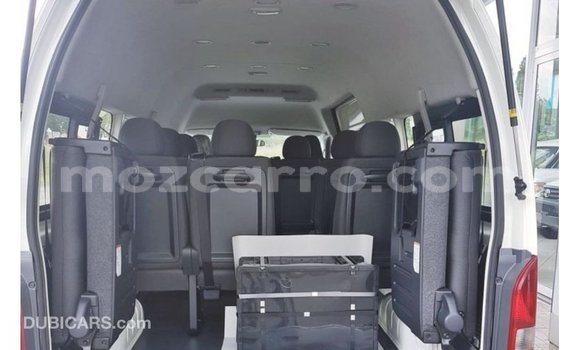 Comprar Importar Toyota Hiace Branco Carro em Import - Dubai em Cabo Delgado Comprar Importar Toyota Hiace Branco Carro em Import - Dubai em Cabo Delgado
