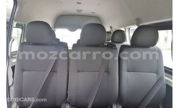 Comprar Importar Toyota Hiace Branco Carro em Import - Dubai em Cabo Delgado Comprar Importar Toyota Hiace Branco Carro em Import - Dubai em Cabo Delgado