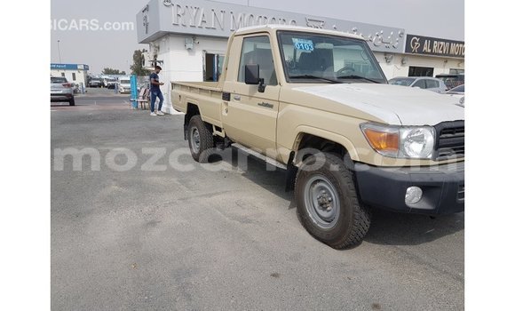 Buy Import Toyota Land Cruiser Beige Car in Import - Dubai in Cabo Delgado Buy Import Toyota Land Cruiser Beige Car in Import - Dubai in Cabo Delgado