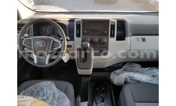 Comprar Importar Toyota Hiace Branco Carro em Import - Dubai em Cabo Delgado Comprar Importar Toyota Hiace Branco Carro em Import - Dubai em Cabo Delgado