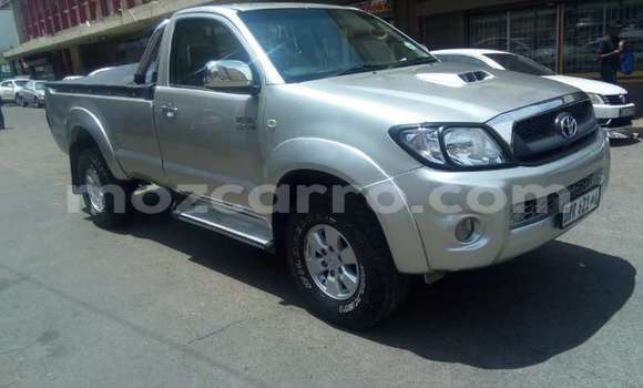 Buy Used Toyota Hilux Silver Car in Maputo in Maputo Buy Used Toyota Hilux Silver Car in Maputo in Maputo