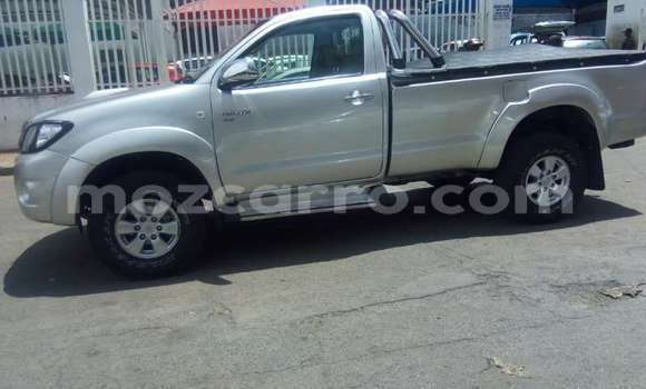 Buy Used Toyota Hilux Silver Car in Maputo in Maputo Buy Used Toyota Hilux Silver Car in Maputo in Maputo