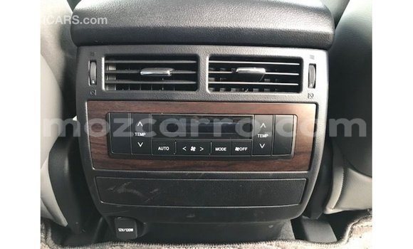 Tenga Imported Toyota Land Cruiser Chena Mota in Import - Dubai in Cabo Delgado Tenga Imported Toyota Land Cruiser Chena Mota in Import - Dubai in Cabo Delgado