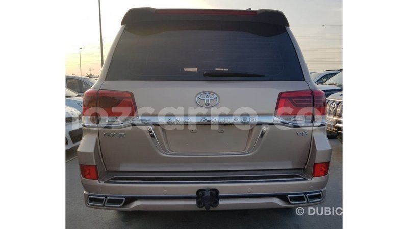 Big with watermark toyota land cruiser cabo delgado import dubai 7628