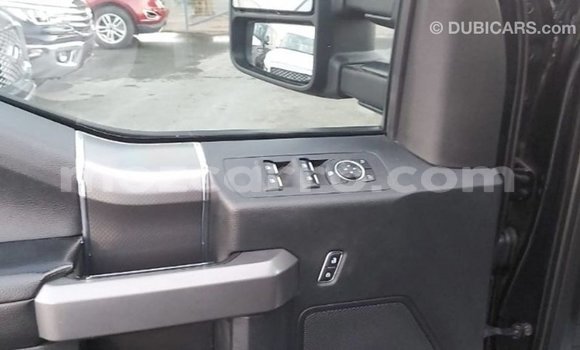 Comprar Importar Ford V8 Preto Carro em Import - Dubai em Cabo Delgado Comprar Importar Ford V8 Preto Carro em Import - Dubai em Cabo Delgado