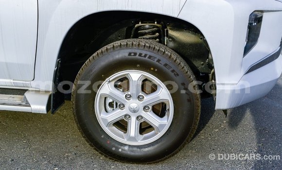Buy Import Mitsubishi L200 White Car in Import - Dubai in Cabo Delgado Buy Import Mitsubishi L200 White Car in Import - Dubai in Cabo Delgado
