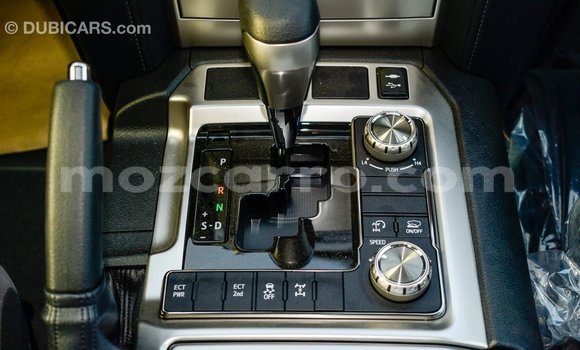 Tenga Imported Toyota Land Cruiser Chena Mota in Import - Dubai in Cabo Delgado Tenga Imported Toyota Land Cruiser Chena Mota in Import - Dubai in Cabo Delgado