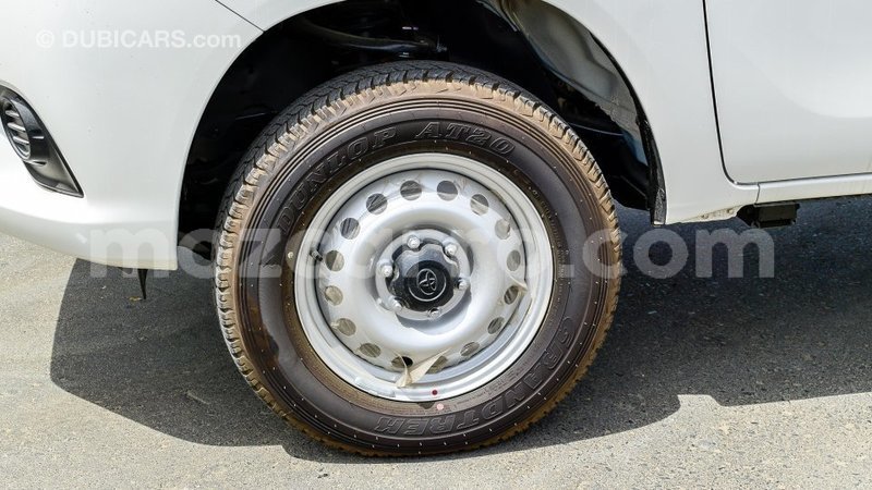 Big with watermark toyota hilux cabo delgado import dubai 7657