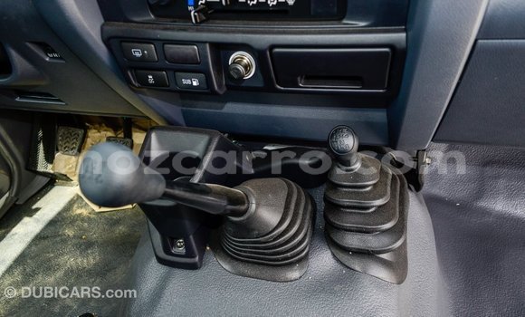 Tenga Imported Toyota Land Cruiser Chena Mota in Import - Dubai in Cabo Delgado Tenga Imported Toyota Land Cruiser Chena Mota in Import - Dubai in Cabo Delgado