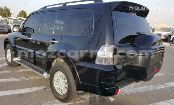 Nunua Imported Mitsubishi Pajero Nyeusi Gari ndani ya Import - Dubai nchini Cabo Delgado Nunua Imported Mitsubishi Pajero Nyeusi Gari ndani ya Import - Dubai nchini Cabo Delgado