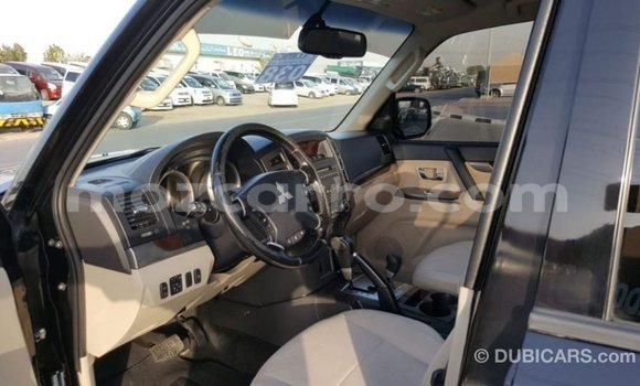 Nunua Imported Mitsubishi Pajero Nyeusi Gari ndani ya Import - Dubai nchini Cabo Delgado Nunua Imported Mitsubishi Pajero Nyeusi Gari ndani ya Import - Dubai nchini Cabo Delgado