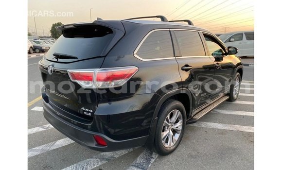 Tenga Imported Toyota Highlander Nhema Mota in Import - Dubai in Cabo Delgado Tenga Imported Toyota Highlander Nhema Mota in Import - Dubai in Cabo Delgado